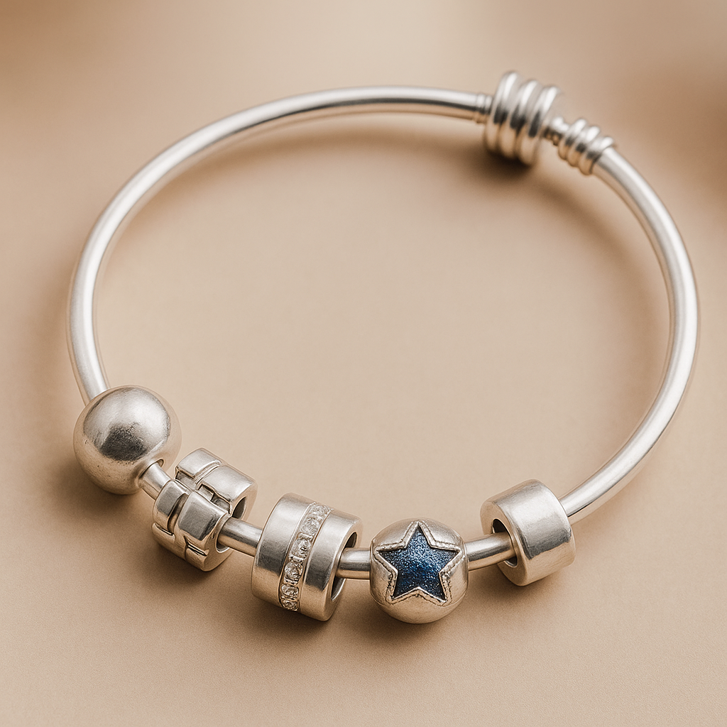 "Una pulsera, mil recuerdos" Contá tu historia con cada charm💖